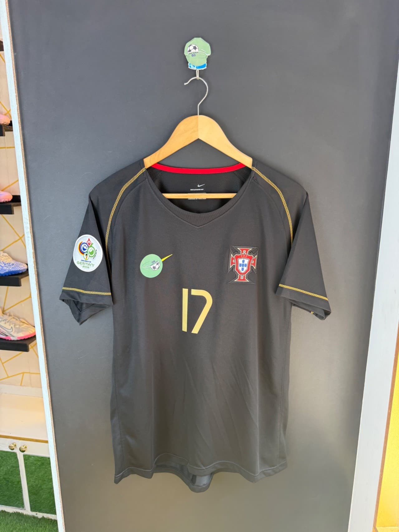 Portugal 2006 away half