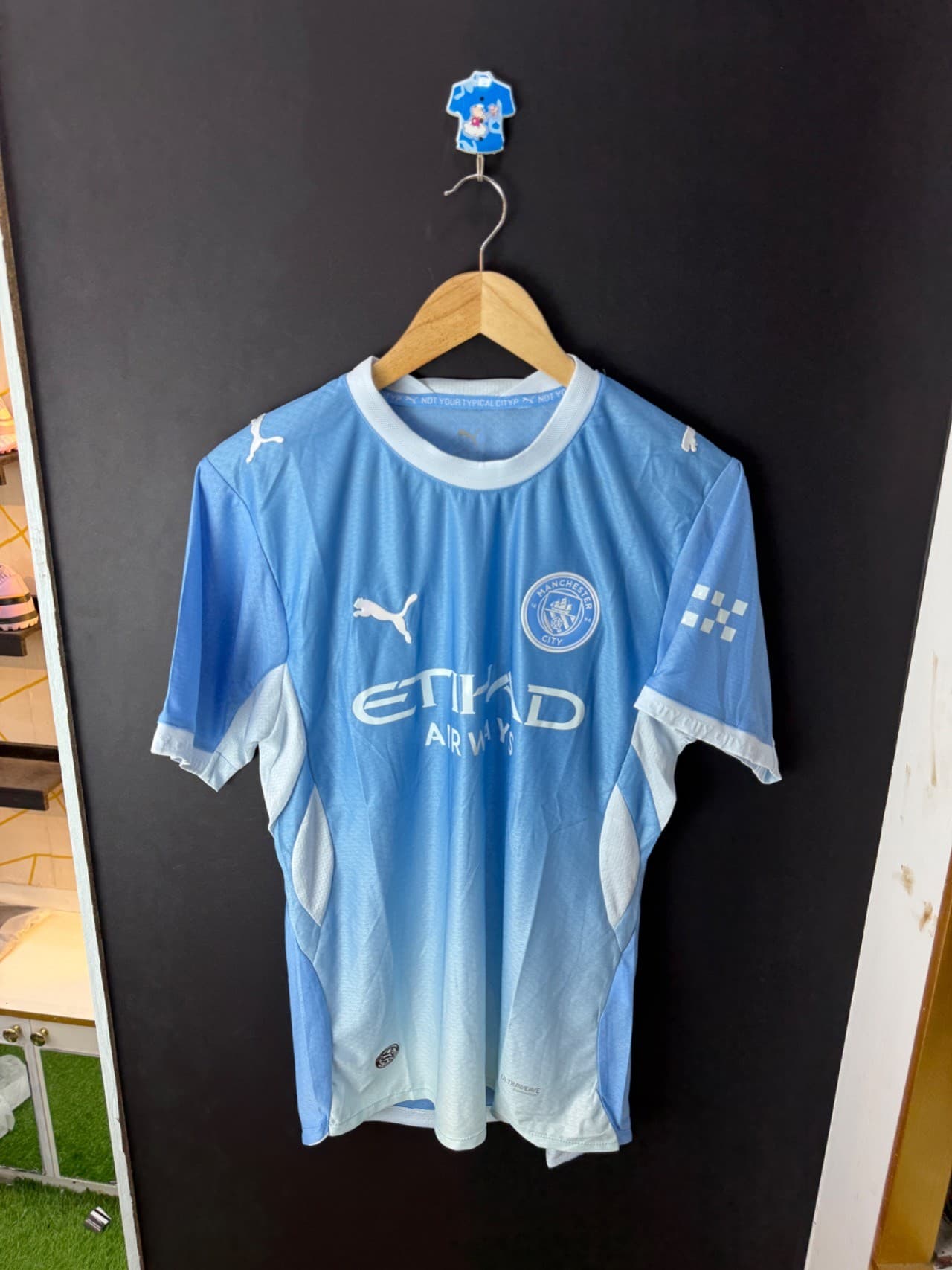 Manchester City 26-27 Home kit