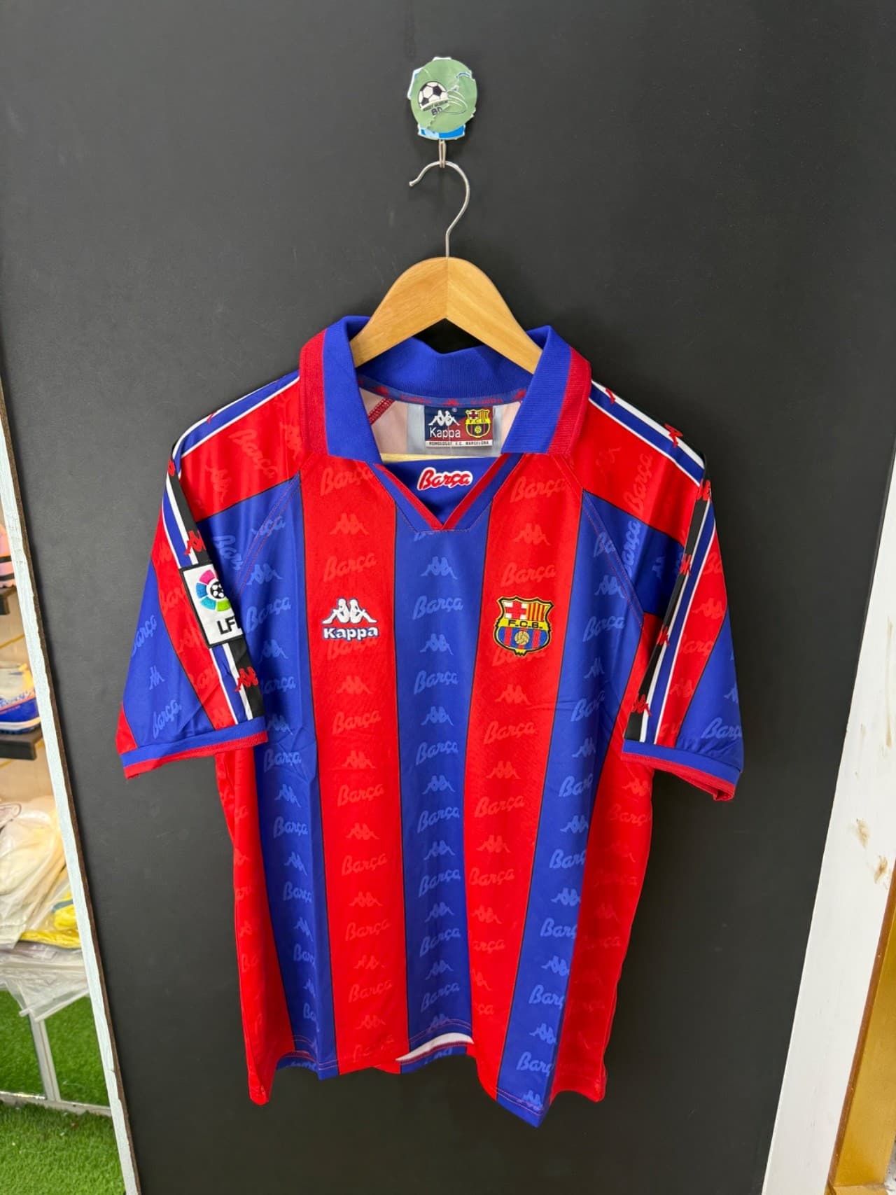 Barcelona 1995-96 home